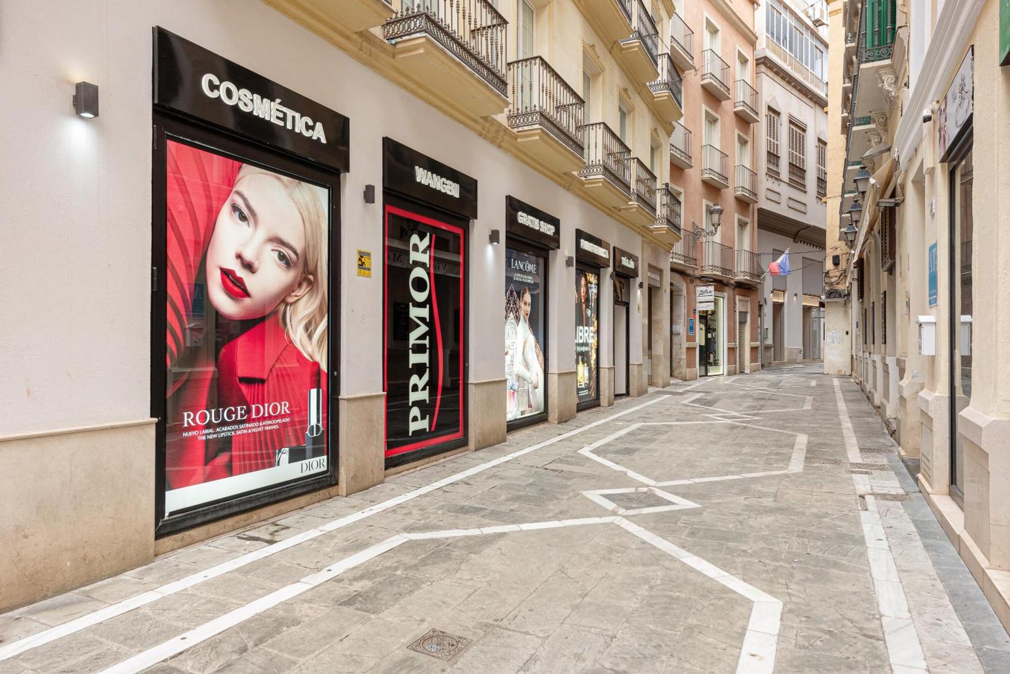 Estudios Larios 9 Malaga Bagian luar foto
